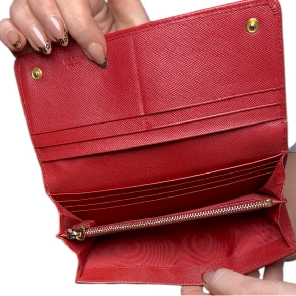 Prada Saffiano Leather Cherry Wallet Red - Picture 5 of 9